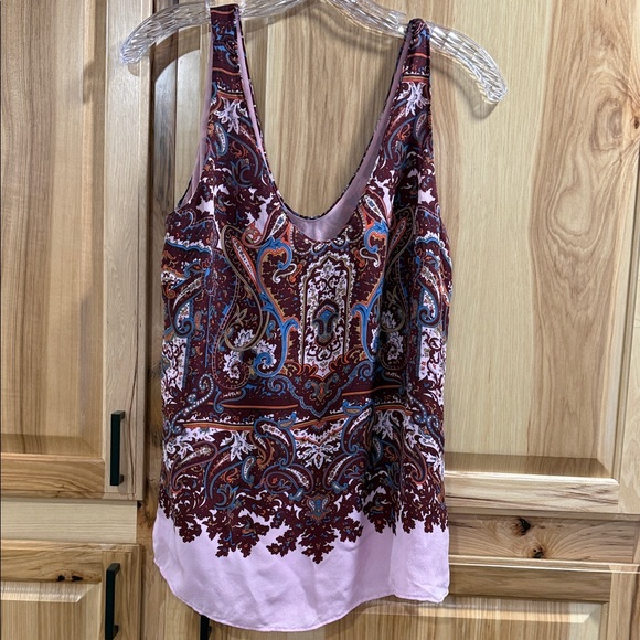 J. Crew Cate Silk Iced Lilac Paisley Flowing Classy Versatile Tank Top Size 6 - Picture 3 of 10